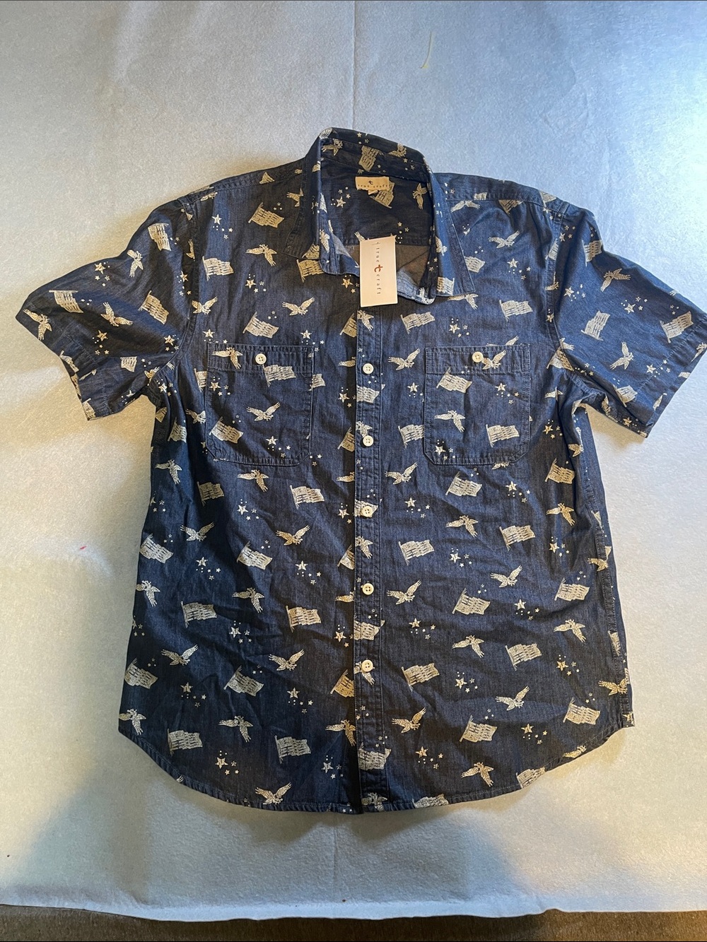 True Craft Navy Short-Sleeve Button-Down with Cream Print